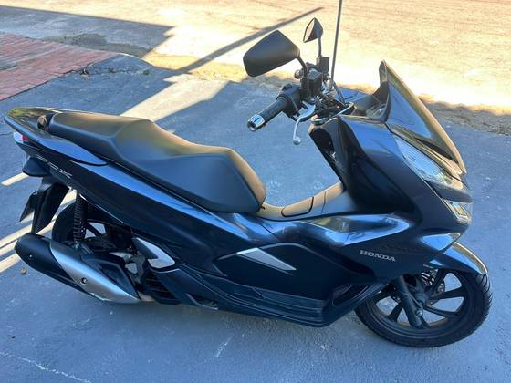 HONDA PCX DLX HONDA PCX DLX